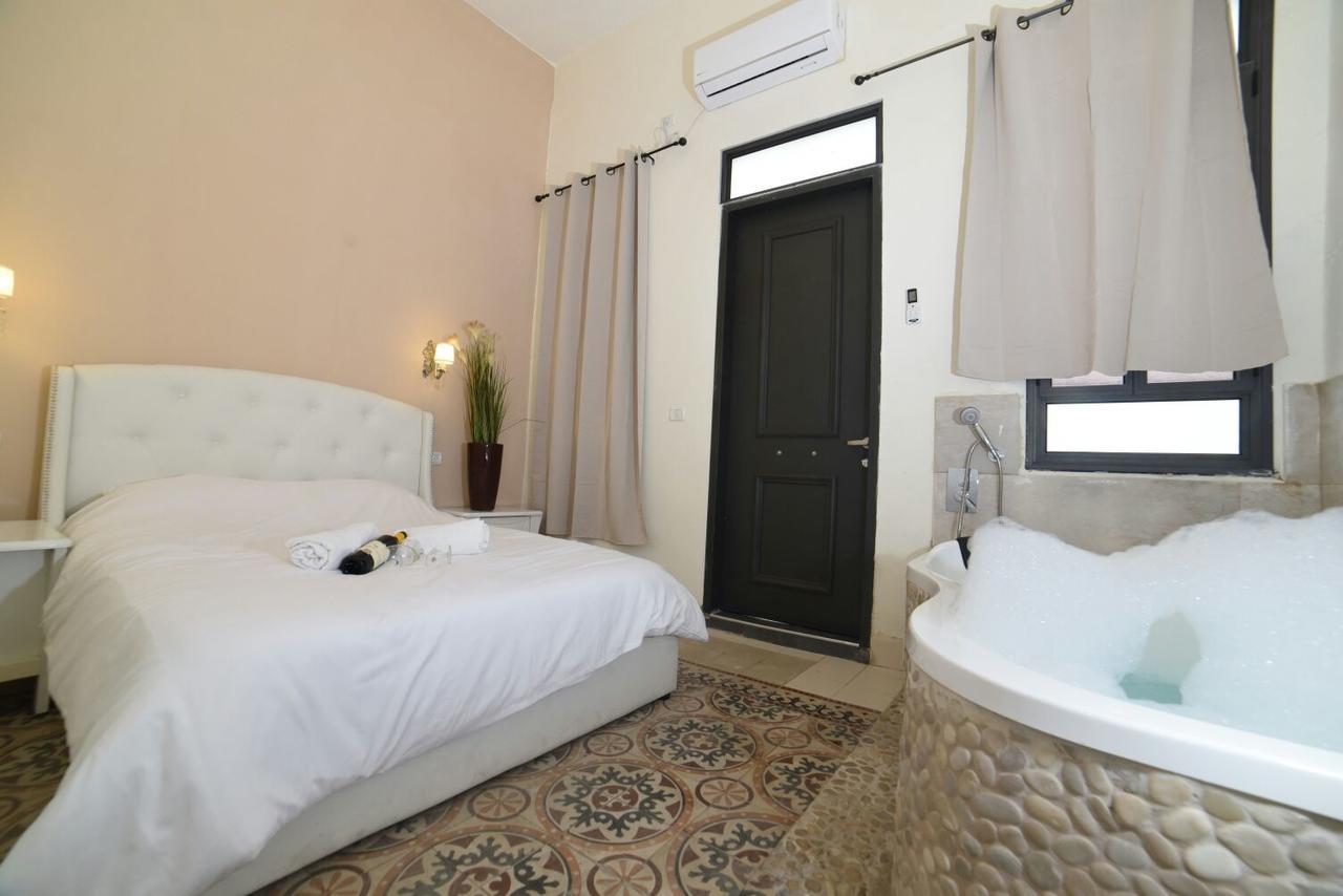 Shirat Ha-Agam Hotel Tiberiade Esterno foto