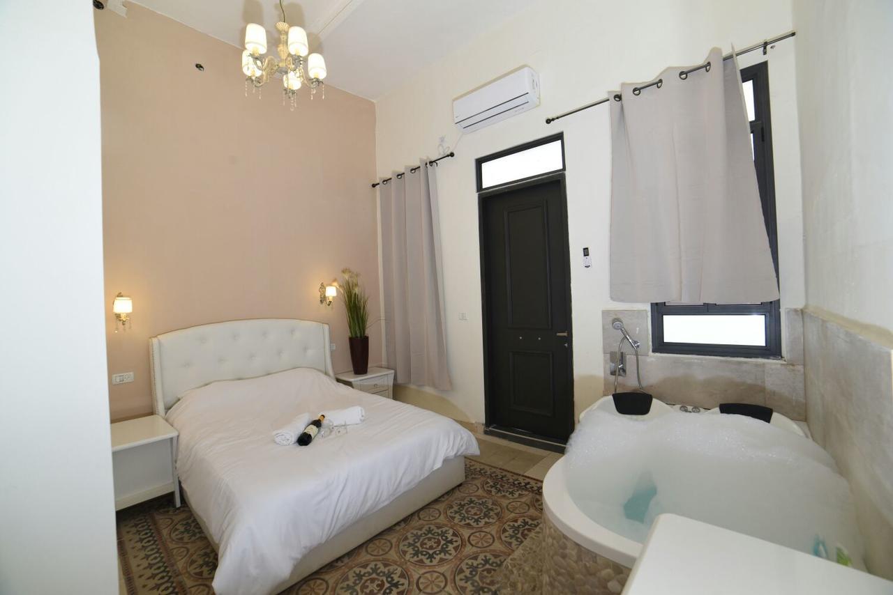 Shirat Ha-Agam Hotel Tiberiade Esterno foto