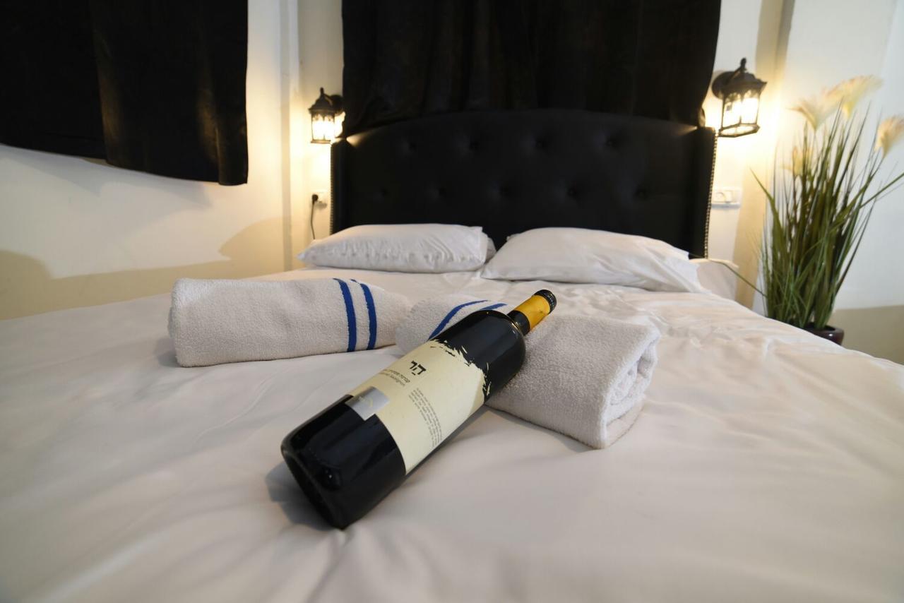 Shirat Ha-Agam Hotel Tiberiade Esterno foto